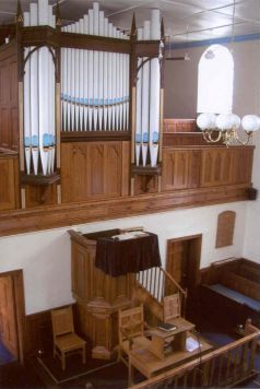 Coppice Chapel - Organ and Pulpit